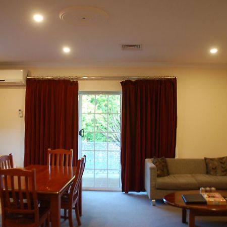 Meramie Motor Inn Albury Exterior photo